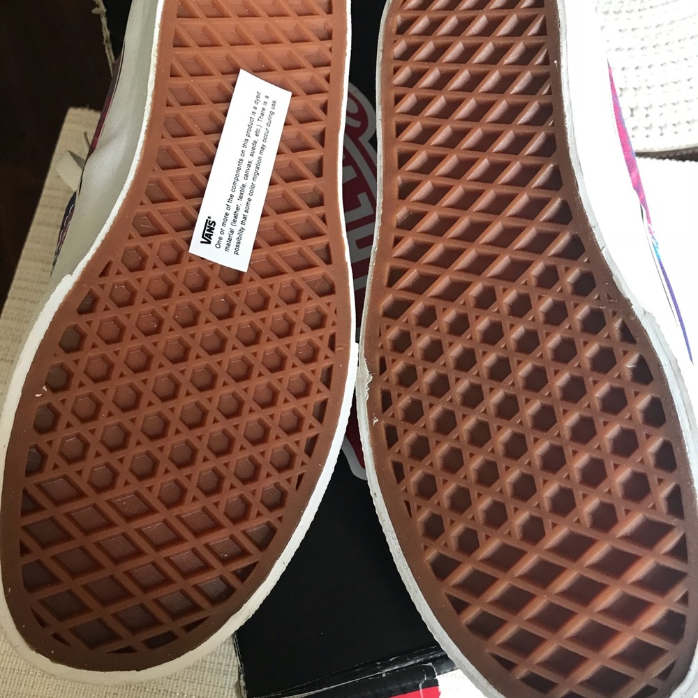 EXTREMELY RARE Vans tie-dyed shoes - Picture 2 of 3